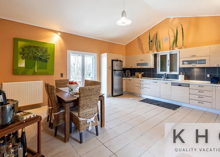 Alafona Sea View Maisonette In Village Villa